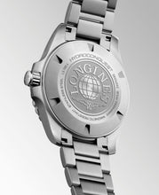 Carica l'immagine nel visualizzatore di Gallery, LONGINES Hydroconquest