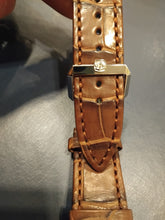 Carica l'immagine nel visualizzatore di Gallery, cinturino in pelle Ulysse Nardin