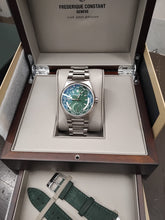 Carica l'immagine nel visualizzatore di Gallery, SECONDO POLSO Frederique Constant Highlife Worldtimer Manufacture FC-718GR4NH6B-IT EDIZIONE LIMITATA 100 pz