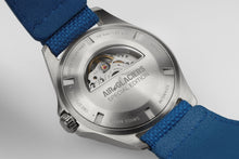 Load image into Gallery viewer, KHAKI AVIATION PILOT DAY DATE AUTO - AIR-GLACIERS EDITION H64655941
