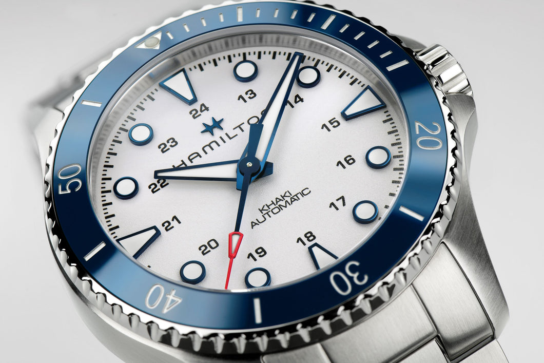 Khaki Navy Scuba Auto H82505150