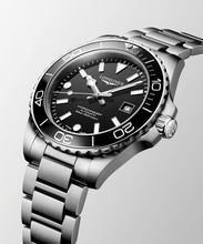 Carica l'immagine nel visualizzatore di Gallery, LONGINES Hydroconquest
