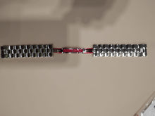 Carica l'immagine nel visualizzatore di Gallery, Bracciale in acciaio Baume et Mercier Hampton CLASSIC
