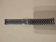 Carica l'immagine nel visualizzatore di Gallery, Bracciale in acciaio Gerald Genta
