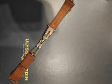 Carica l'immagine nel visualizzatore di Gallery, cinturino in pelle Ulysse Nardin
